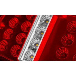 Prawa lampa tylna LED 5W z czerwonym i pomarańczowym światłem, widok z przodu
