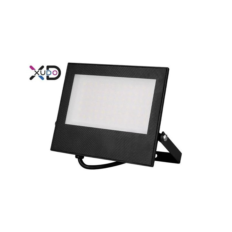 Czarny naświetlacz LED model XD-FL030C z regulowanym uchwytem