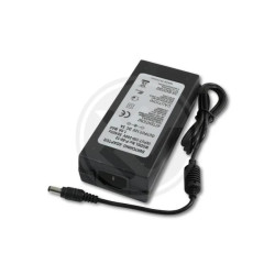 Czarny zasilacz impulsowy desktop 12V 5A 60W z kablem i wtykiem DC