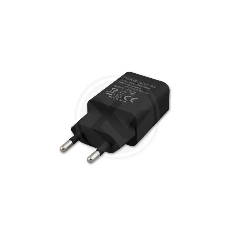 Czarny zasilacz wtyczkowy z pojedynczym portem USB