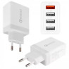 biały zasilacz USB z czterema portami USB-A, jeden port z Quick Charge 3.0
