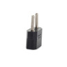 Czarny adapter przejściówka do polskich gniazdek o wymiarach 4x4x2 cm