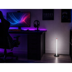 czarna lampka stojąca LED 50 cm z podstawą i kablem USB, trzy różne barwy światła