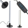 Czarna lampa LED stojąca o smukłym kształcie z włącznikiem na kablu