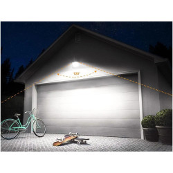 Czarny reflektor LED 20W o kompaktowych wymiarach z widocznym przewodem zasilającym i oznaczeniem IP66