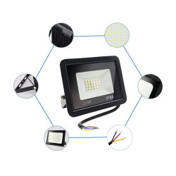 Czarny reflektor LED 20W o kompaktowych wymiarach z widocznym przewodem zasilającym i oznaczeniem IP66