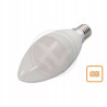 Żarówka LED E14 8W w kształcie świecy obok opakowania
