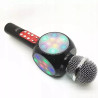 Bezprzewodowy mikrofon karaoke w różnych kolorach z podświetleniem LED i przyciskami na obudowie