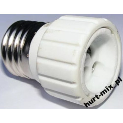 biały plastikowy adapter do zamiany gwintu E27 na GU-10 z wyraźnymi żłobieniami