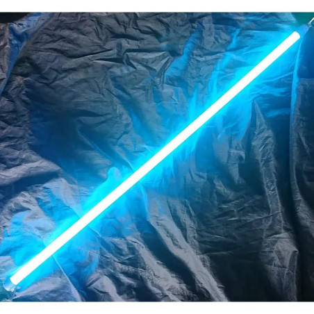 Świetlówka tuba LED o chłodnej lodowej barwie światła, długość 120 cm, moc 18W