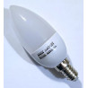 Żarówka świecowa LED z gwintem E14 w białej obudowie