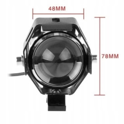 Halogen LED motocyklowy z metalową obudową i wbudowanym włącznikiem zamontowany na kierownicy