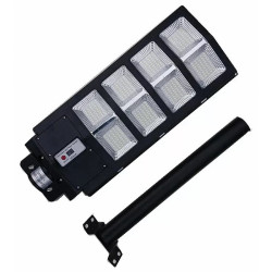 czarna lampa solarna LED 360 diod z pilotem i mocowaniem na rurę