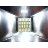 czarny oświetlacz LED 30W z panelem diod SMD i metalowym uchwytem montażowym