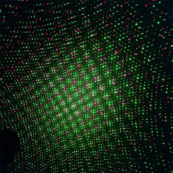 Czarny projektor laserowy RGB z uchwytem montażowym, efekt świetlny 3D na zewnątrz