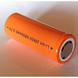Pomarańczowy akumulator litowo-jonowy 26650 3,7V 6800 mAh z nadrukiem napięcia i pojemności