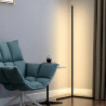 Czarna podłogowa lampa LED RGBW o wysokości 140 cm z pilotem i kolorowym światłem