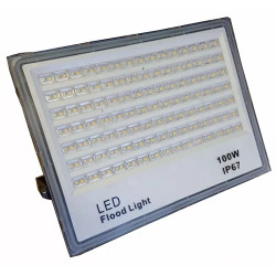 Halogen LED 100W z cienką obudową i widocznymi diodami LED w rzędach, zamocowany na metalowym uchwycie