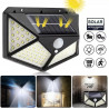 czarna lampa solarna LED z panelem i czujnikami ruchu oraz zmierzchu zamontowana na ścianie