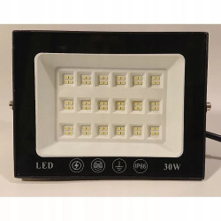 Czarny halogen LED 30W z aluminiową obudową i symbolem IP66 na przednim panelu