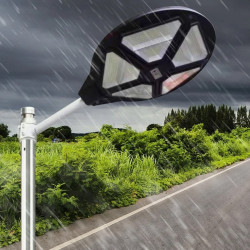 Latarnia solarna UFO z 850 diodami LED, czujnikiem ruchu i mocowaniem na rurę