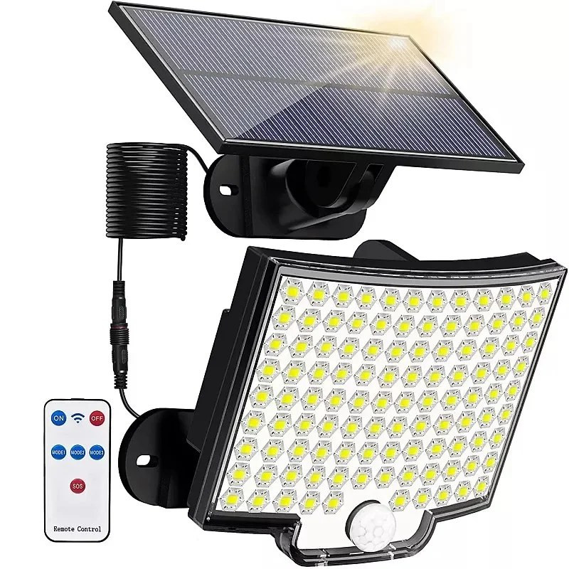 Czarna ścienna lampa solarna z panelem, kablem i pilotem, widok z przodu i panel słoneczny