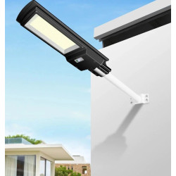 Czarna latarnia solarna LED SMD 850W z panelem solarnym i czujnikiem ruchu