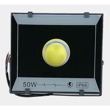 czarny halogen LED 50W z frontem szklanym, kablem i oznaczeniem IP66
