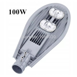 Szara latarnia uliczna LED 100 W z aluminiową obudową i podwójnymi reflektorami