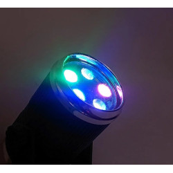 Mini reflektor disco LED RGB z pięcioma diodami świecącymi kolorowo