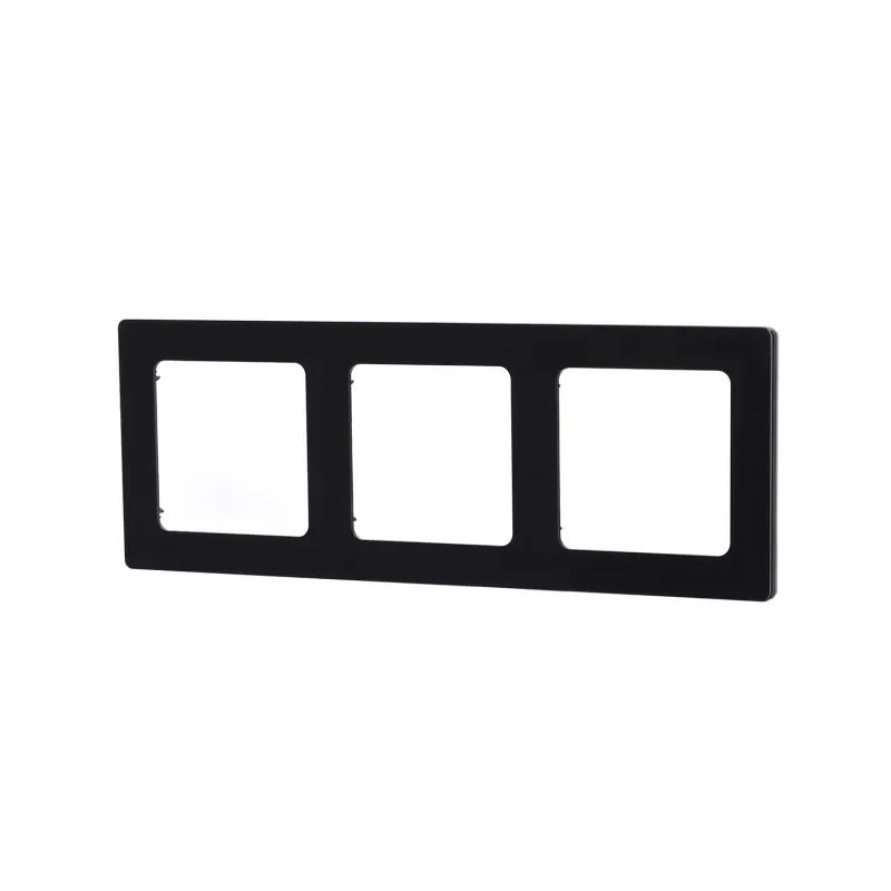 Panel ramka czarna potrójna do montażu podtynkowego 82x224x8 mm