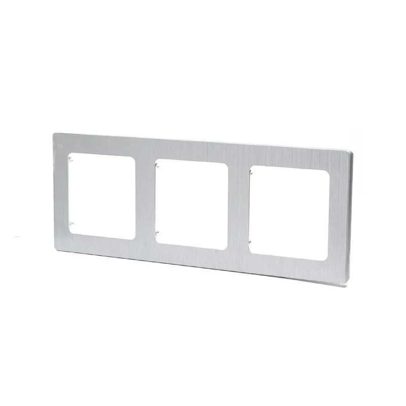 Panel aluminiowy potrójny srebrny do montażu podtynkowego