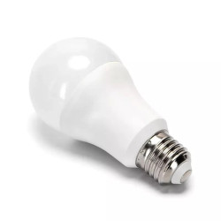Żarówka LED E27 24W 3000K 2490lm biała do wnętrz