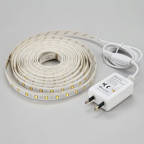Taśmy i listwy LED